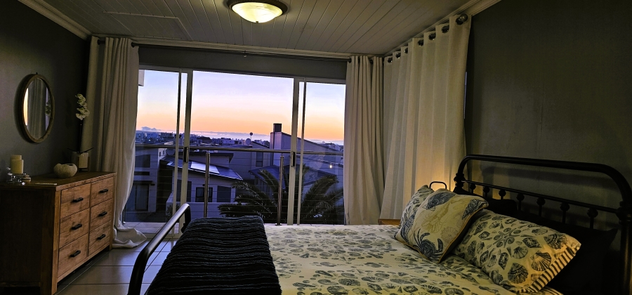 3 Bedroom Property for Sale in Sunset Estate Western Cape